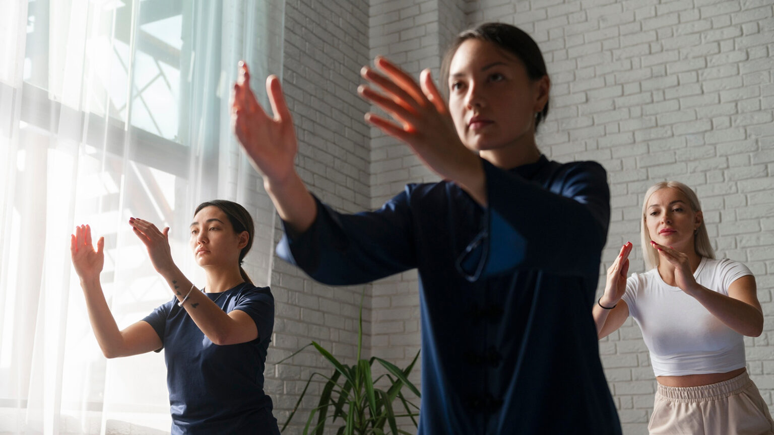 Qigong: Atmung, Bewegungen, Meditation