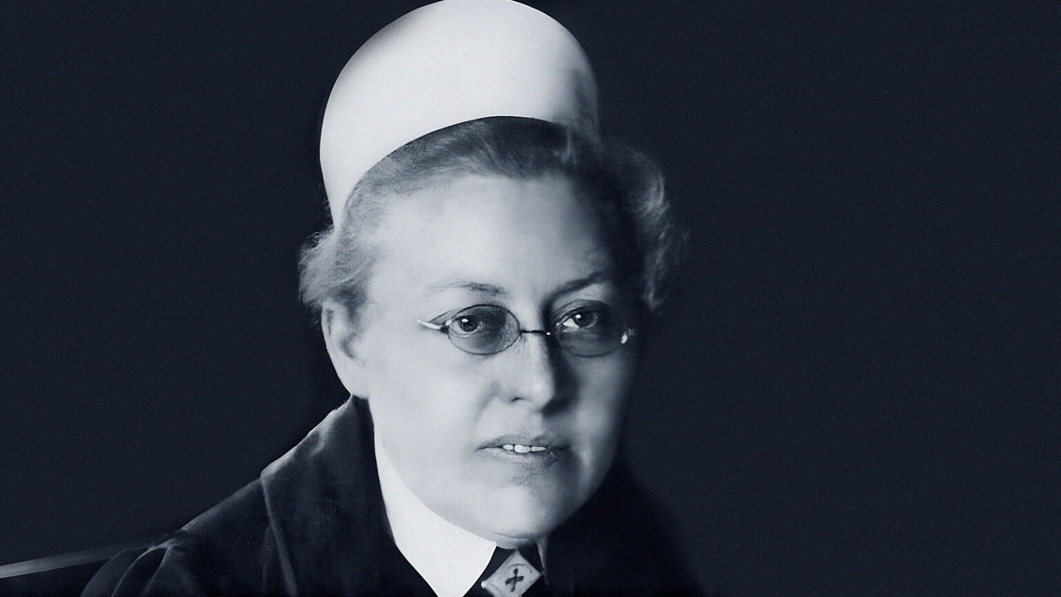 Agnes Karll